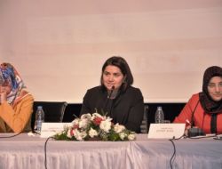 Ak Parti’den Erken Anneler Günü Kutlaması