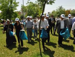 Batman Gençlik Meclis’inden 'Her Hafta Bir Park Temizliği' Projesi