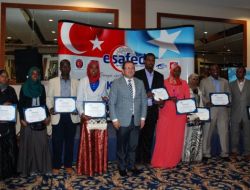 Somalili Doktor: Osmanlı Torunu Olduğunuzu Gösterdiniz