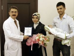 Bahar Hastanesi, Yılın Annelerini Ödüllendirdi