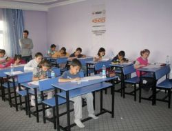 Okuma Salonu Öğrencilerine Tablet Bilgisayar Hediyeli Seviye Tespit Sınavı