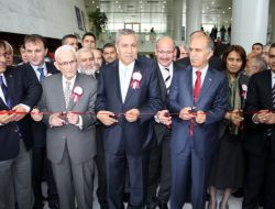 Arınç, Saraybosna’daki Vakıf Eserleri Sergisi'ni Açtı