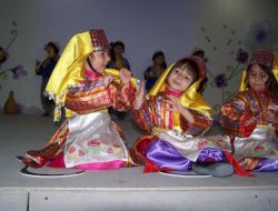 Finikeli Miniklerden Anneleri Duygulandıran Program