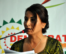 Aysel Tuğluk: Cin şişeden çıktı!