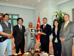 Yemen Turizm Bakanı Taki, Diyarbakır Valisi Toprak'ı Ziyaret Etti