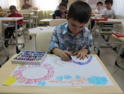 Minikler, 'Hünerli Eller Pastel Boya Şenliği'nde Eğlendi