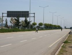 Giresun'da, Alt Geçit Yerine Yol Kullanılıyor