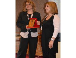 Hukukçular, Restoranda Anneler Günü Programı Yaptı