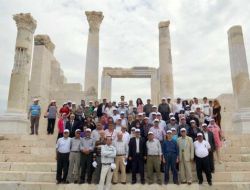 Denizli Belediyesi, Vatandaşlara Şehrin Görmedikleri Yerlerini Gezdiriyor