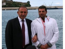 "Parti İçi Barışı Sağladığım İçin Tek Adaydım"