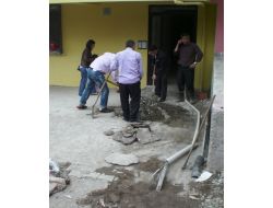 11 Dairelik Apartmanın Elektrik Kablolarını Çaldılar