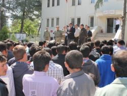 Pazarcık'ta Asker Adaylarına Coşkulu Uğurlama