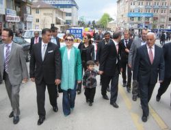 Erzurum'da Aile Yürüyüşü