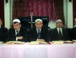 Kur’an Öğrenen Cami Cemaati, Ailelerinin Önünde Sınav Verdi