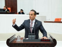 "Kocaoğlu Buca’da Kentsel Dönüşümün Hesabını Versin"