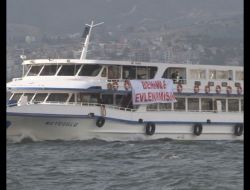 İzmir'de İlginç Evlilik Teklifi