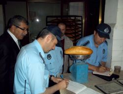 Zabıtadan Fırınlara Gece Baskını