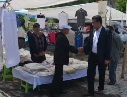 Belediye Başkanı Semt Pazarını Denetledi