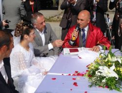 Yakutiye Belediyesi'nde Toplu Nikah Heyecanı