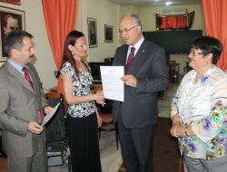 Muhasebe Kursunu Başarıyla Bitiren 16 Engelli Belgelerini Aldı