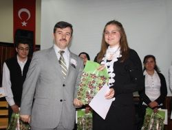 Ağrı'da Şiir Dinletisi Düzenlendi