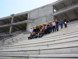 Mühendis Adayları Timsah Arena Stadı İnşatını Gezdi