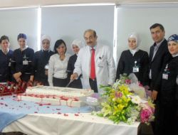 Dr. Elaldı: Hemşirelik Sabır Ve Sevgi İşi