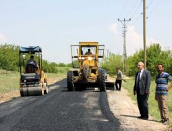 Bozulan Köy Yolları Onarılıyor