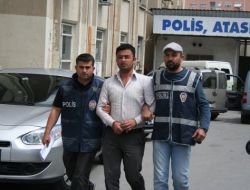 Kendisini Polis Olarak Tanıtarak Gasp Yaparken Yakalandı