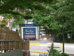 Maltepe Belediyesi Yanında Bırakılan Pilli Radyo Polisi Alarma Geçirdi