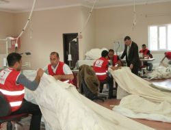 Türk Kızılayı Erzincan Çadır Üretim Tesisi' Yoğun Çalışma