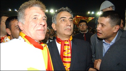 Bu mektup Cim Bom'u yakabilir!