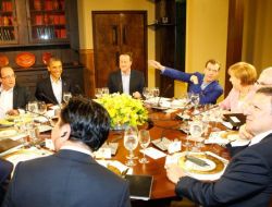 Abd’de Yapılan G8 Zirvesine Putin’in Yerine Medvedev Katıldı