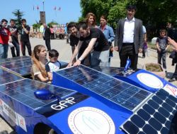 Zonguldaklı Gençler, Bayramın Tadını Oynayarak Çıkardı