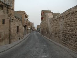 Mardin Belediyesi, Birinci Cadde'deki Altyapı Çalışmasını Pazar Günü Başlatıyor