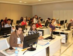 Gaib, İş Garantili Halı Desinatörlüğü Ve Tasarımı Kursu Açtı