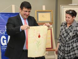 Gamek’in Ebru Gösterisi Büyüledi