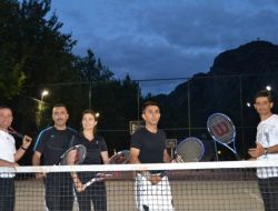 Kurtuluş Tenis Turnuvası Çekişmeli Geçti