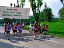 Bursagaz Gençlik Koşusu'nu Erkeklerde Ferhat Argun Kazandı