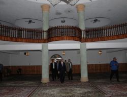 Bulgaristan'daki Kabaağaç Camii İbadete Açıldı
