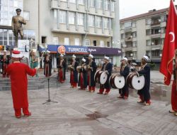 İhtiyaç Sahibi Öğrenciler Yararına Açılan Kermese Büyük İlgi