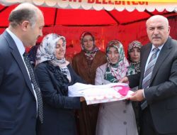 Elvander'den Öğrenciler Yararına Kermes