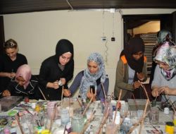 Sudanlı Öğrenciler Ebru Sanatını Öğrendi