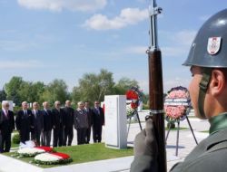 Cevdet Sunay Mezarı Başında Anıldı