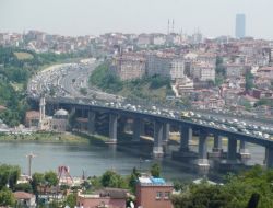 Haliç Köprüsü Kapatıldı Trafik Felç Oldu