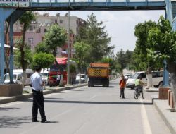 ŞÜPHELİ PAKET PATLATILDI