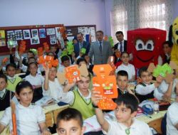 Öğrencilere Kitap Kumbarası