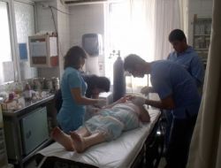 Turist Otobüsü Domates Kamyonuna Çarptı