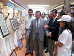 Diyarbakırlı Öğrencilerden Ebru Sergisi