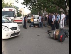 Motosikletle Gezintiye Çıkan Nişanlı Çift Hastanelik Oldu